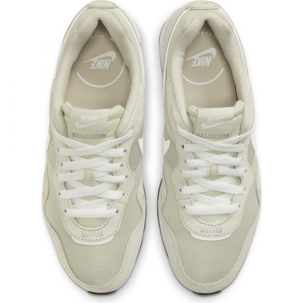 Кроссовки Nike Venture Runner CK2948-002 р.US 6,5 бежевый