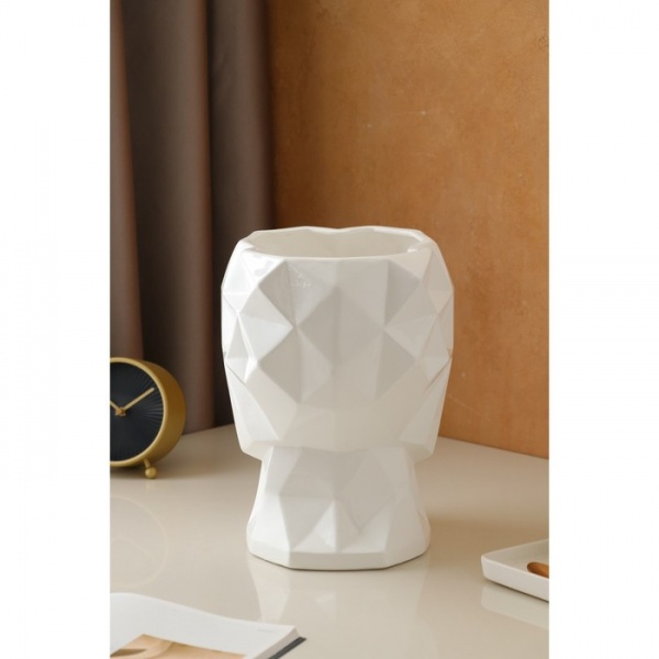 Ваза керамическая Nana ceramics Кай 28 см белый глянец 
