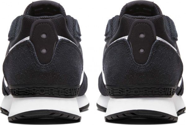 Кросівки Nike NIKE VENTURE RUNNER CK2944-002 р.US 14 чорний