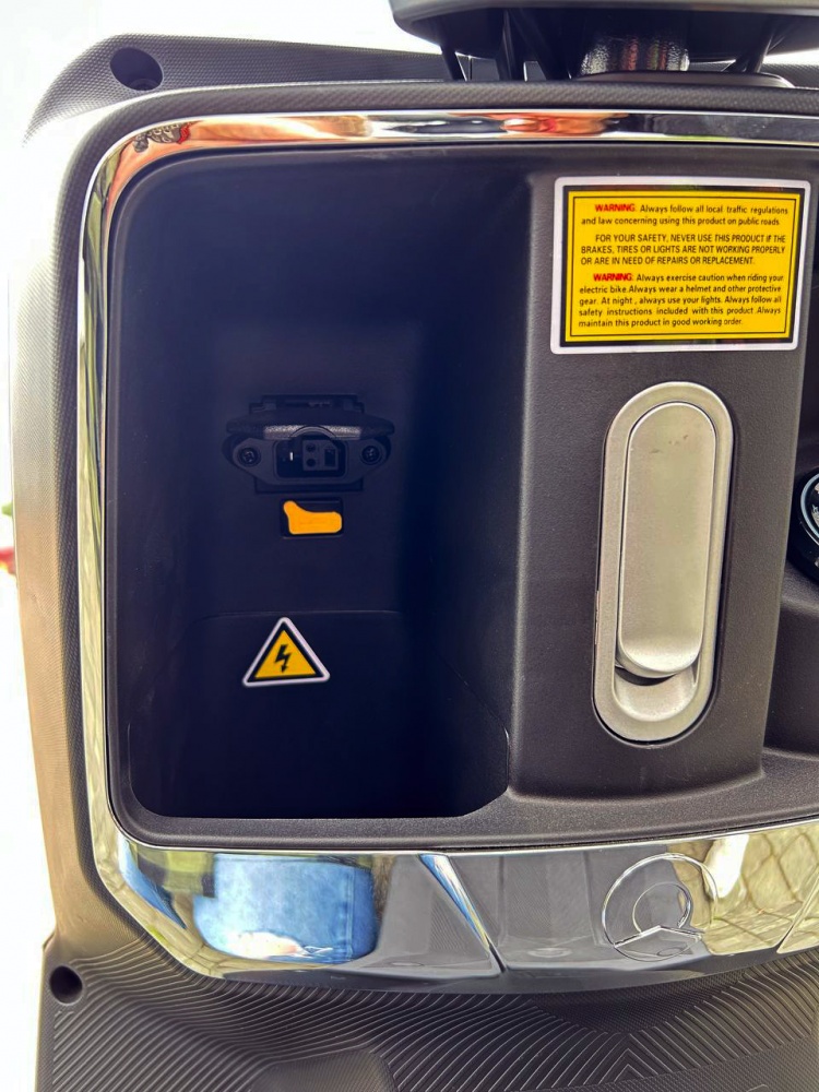 Электроскутер GTM Flex 1500 Вт