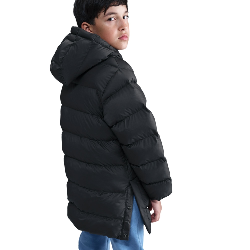 Куртка унисекс Nike Sportswear All Day Play Older Kids' Puffer Jacket р.128 черный HJ2722-010