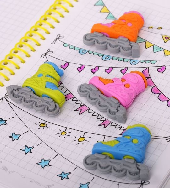 Ластик Ролики голубой