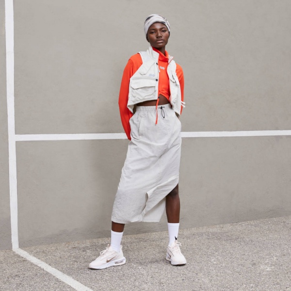 Кросівки Nike AIR MAX INTRLK LITE DZ7288-600 р.38,5 бежевий