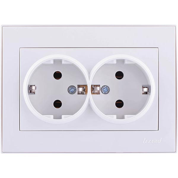 Розетка двойная с заземлением Lezard Rain без шторок белый 703-0202-127B