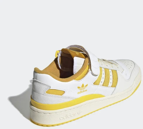 Кросівки Adidas GX4537 р.40 бежевий