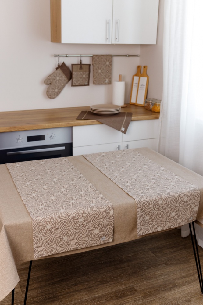 Скатертина Кориця Мокко 133x133 см Прованс