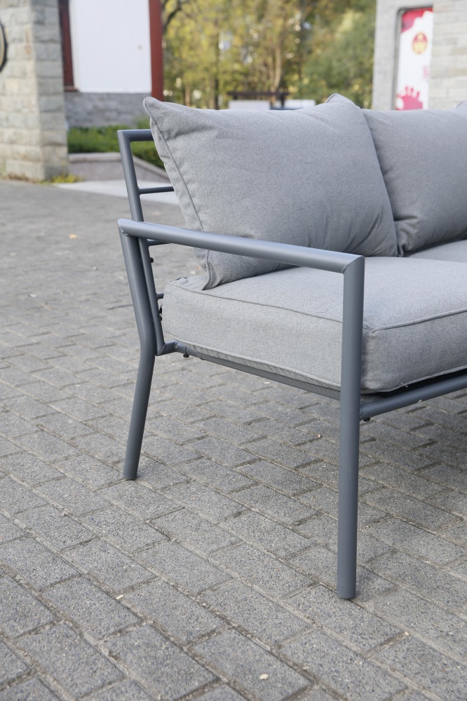 Комплект металлической мебели Чикаго (угловой диван + столик 68х68х34 см) серый