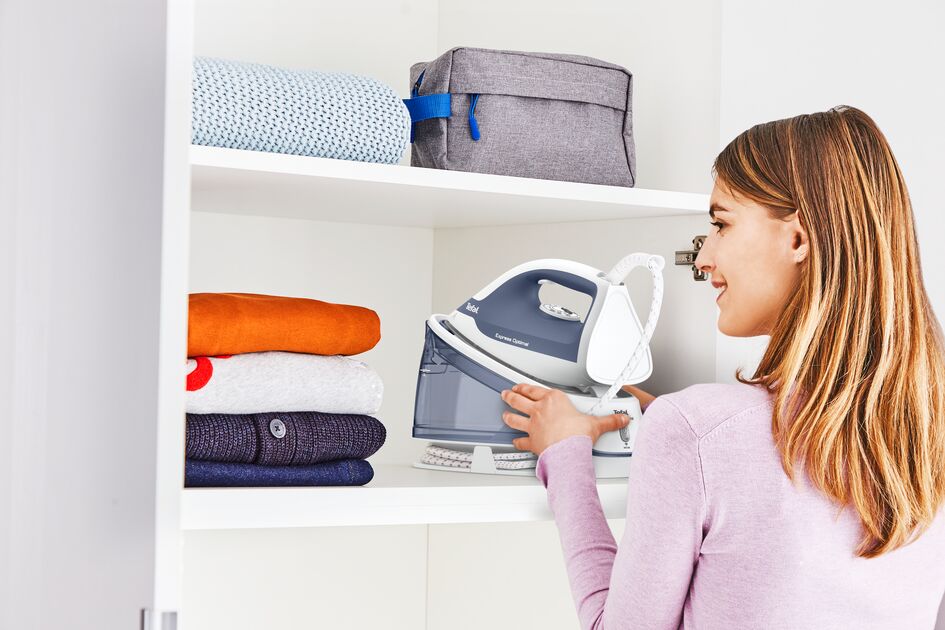 Утюг с парогенератором Tefal Express Optimal SV4110E0