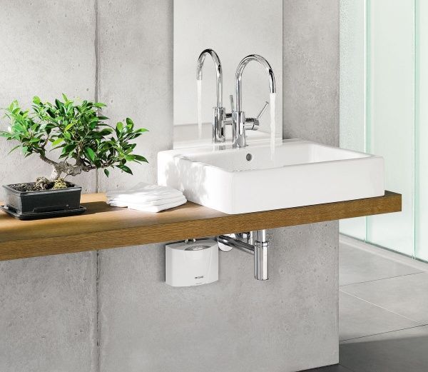 Электроводонагреватель проточный Clage MCX 6