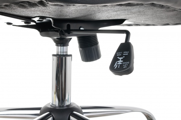 Крісло Март XH-2106A чорний 