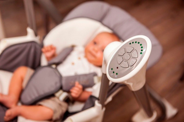 Стільчик для годування Lionelo Niles 2 в 1 сірий LO.NI01