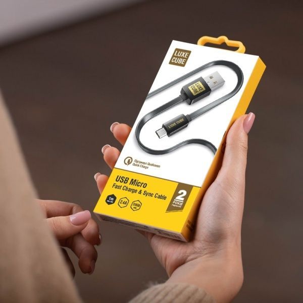 Кабель Luxe Cube Flat 1 м чорний (9998686444168) 