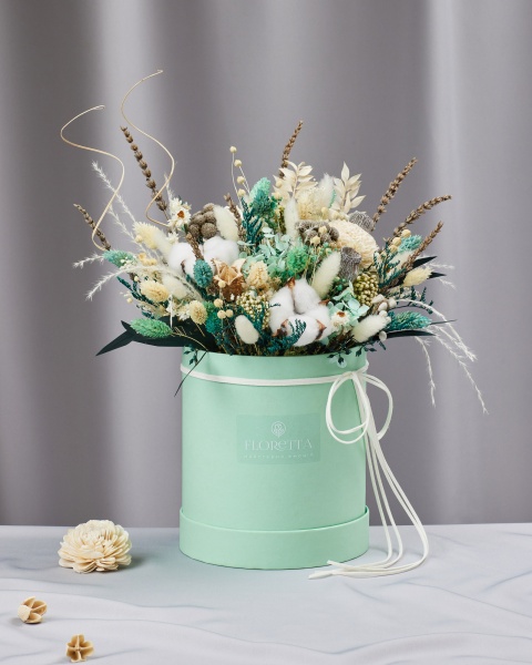 Квіткова композиція Floretta в капелющній коробці Літній світанок 17x25 см