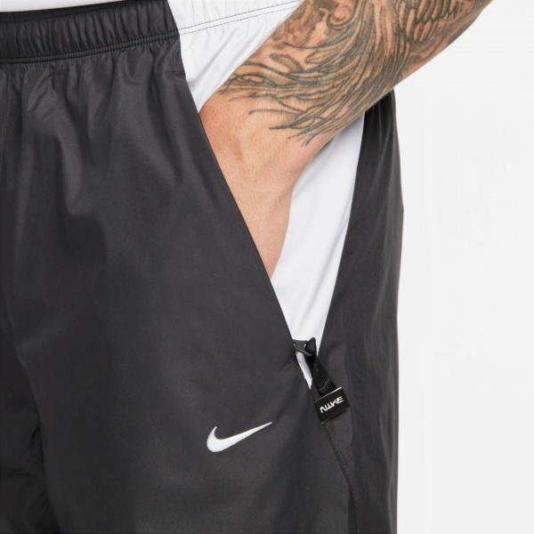 Брюки Nike M NK RPL FC LW PANT FB6439-010 р. S черный