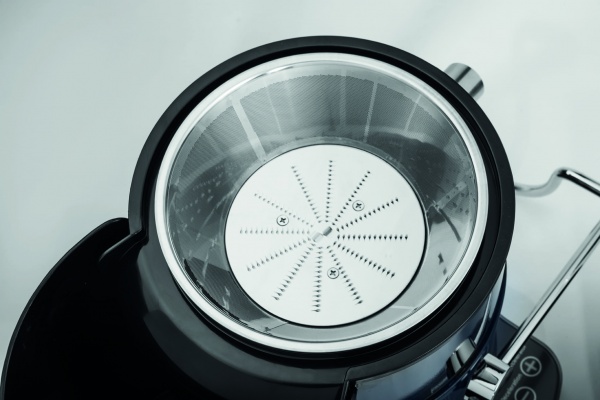 Соковижималка Zelmer ZJE6800 