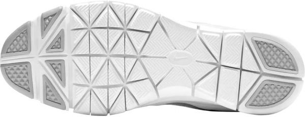Кросівки Nike WMNS FLEX ESSENTIAL TR 924344-100 р.7 білий