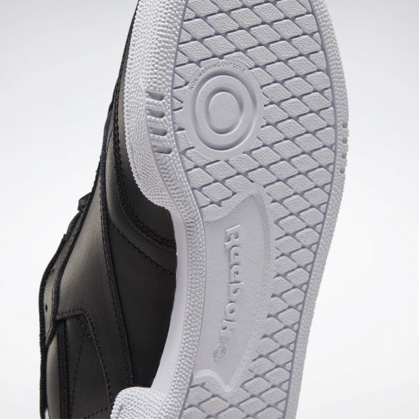 Кроссовки Reebok CLUB C 85 FW6174 р.UK 7 черный