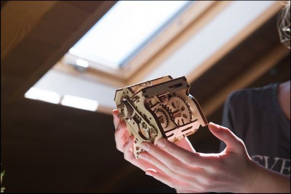Деревянный 3D-конструктор UGEARS Коробка передач