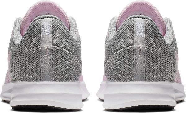 Кроссовки Nike DOWNSHIFTER 9 GS AR4135-601 р.US 4Y розовый