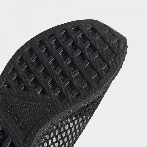Кросівки Adidas DEERUPT RUNNER EG5355 р.8,5 чорний