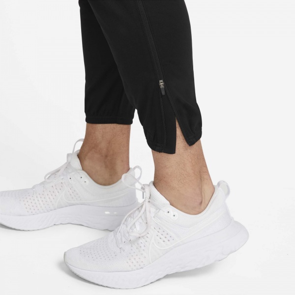 Штани Nike M NK TF RPL CHLLGR PANT DD6215-010 р. S чорний