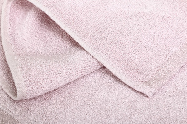 Рушник махровий Glossy 70x140 см пудровий Texpol 