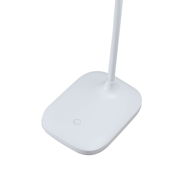 Настольная лампа PLATINET LED 6728 5W 3700-4200К 1x5 Вт белый 