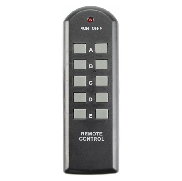 Розетка з дистанцiйним керуванням Expert Power 1+3 IP44 з заземленням чорна