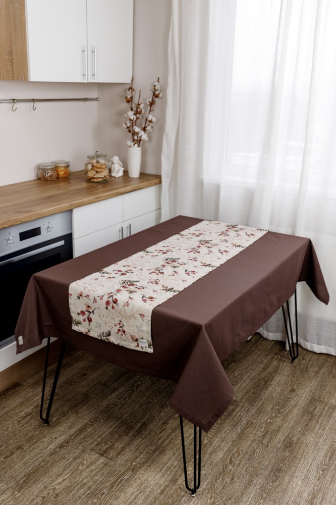 Скатертина Шипшина 133x180 см коричневий La Nuit