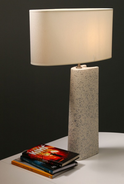 Настольная лампа декоративная Bernardo с абажуром белый 