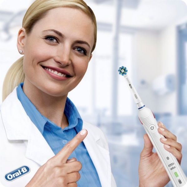 Электрическая зубная щетка Oral-B Smart 4 4100s D601.524.3 CR