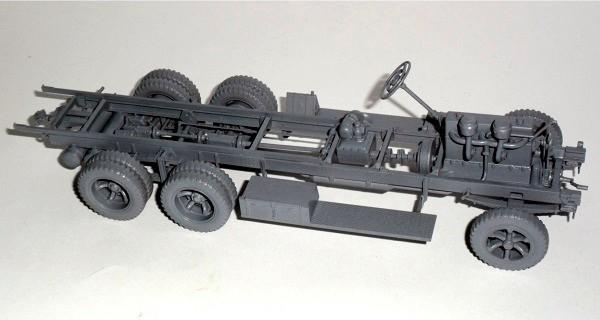 Сборная модель ICM немецкий грузовой автомобиль времен второй мировой войны Henschel 33 D1 (4823044402595) 1:35