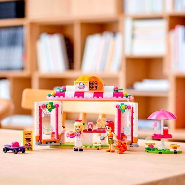 Конструктор LEGO Friends Кафе в парку в Хартлейк Сіті 41426