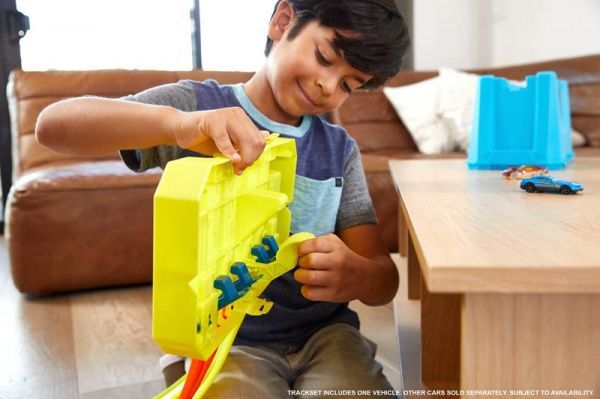 Трек Hot Wheels Грандіозні трюки GLC95