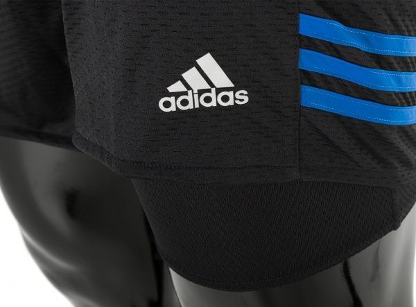 Шорты Adidas Response AX6491 р. S черный