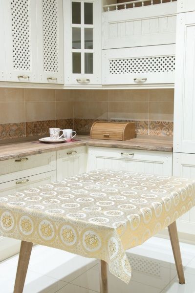 Клейонка на стіл Ажур 1,37 м DH-020A