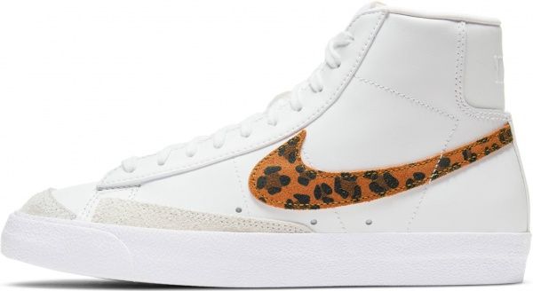 Кросівки Nike Blazer Mid '77 SE DA8736-101 р.US 7 білий