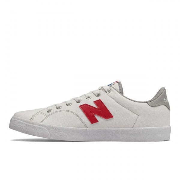 Кросівки New Balance AM210CWT р.10,5 білий