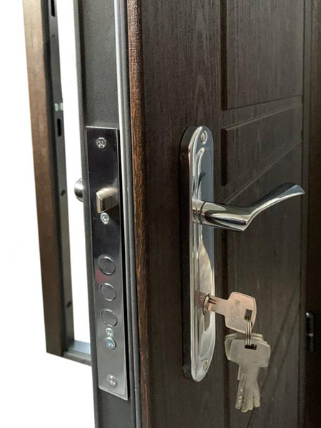 Дверь входная Министерство дверей Оптима 09 венге структурный 2050х860 мм правая