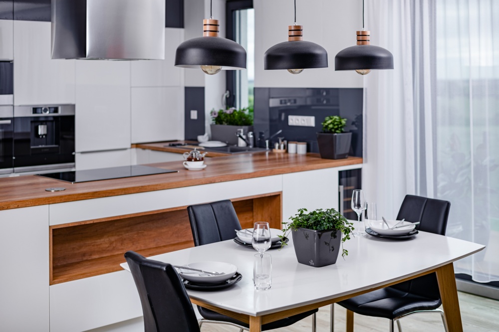 Вазон пластиковый пластик Quadrato 22x22x21 квадратный черный 5,4 л Plastkon (239862)