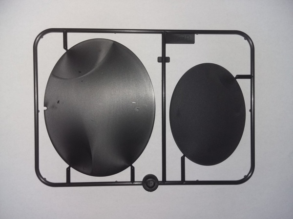 Сборная модель ICM король ночи (4823044405350) 1:16
