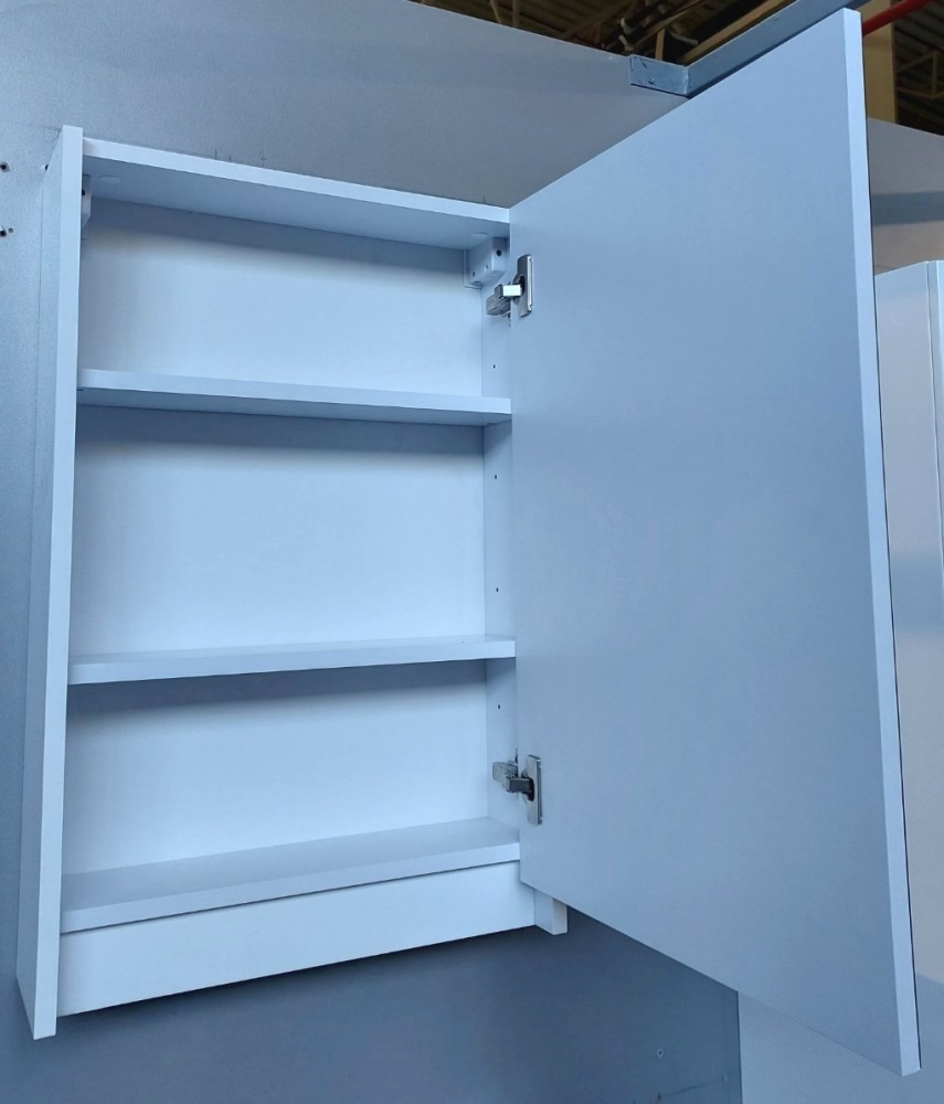 Дзеркальна шафа ЮВЕНТА