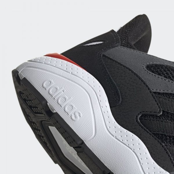 Кросівки Adidas CRAZYCHAOS EF1053 р.11,5 чорний
