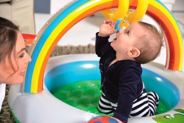 Ігровий майданчик надувний Bestway Веселка 91х56 см