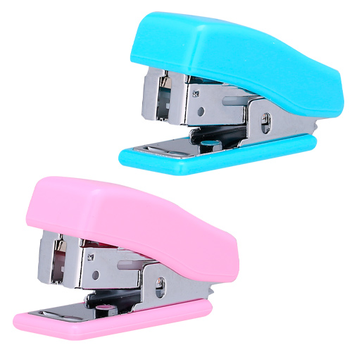 Степлер пластиковий №24 12 аркушів мульті