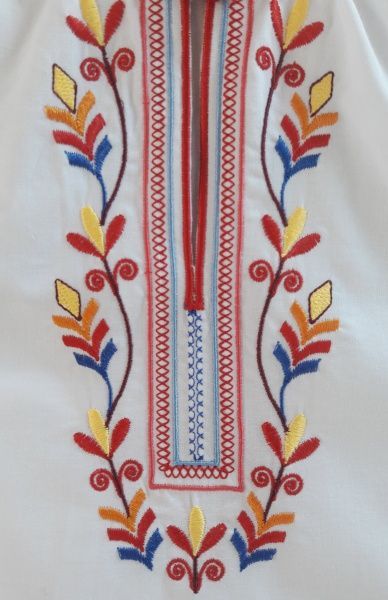 Вишиванка для дівчаток Едельвіка 235-20/09 р.122 білий 