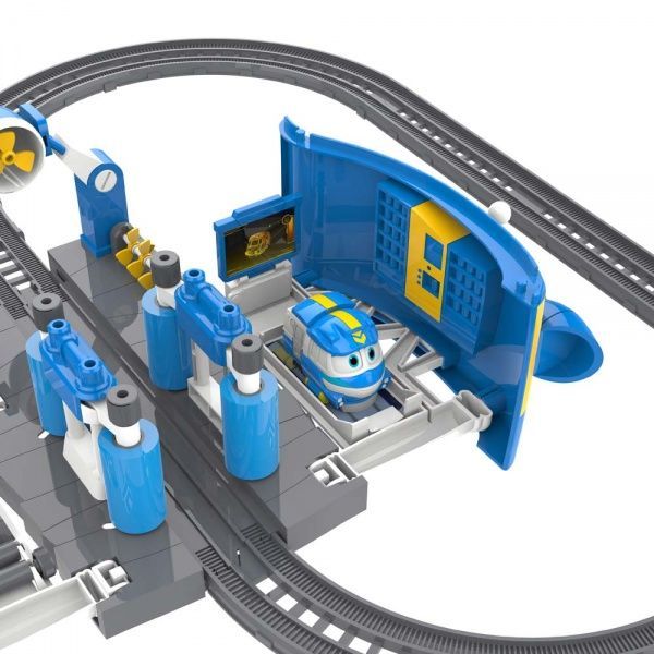 Игровой набор Silverlit Robot trains Мойка Кея 80171