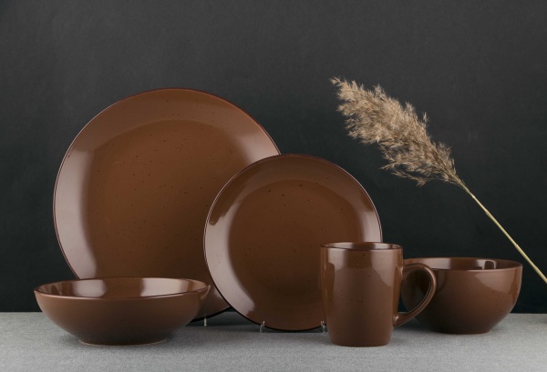 Тарілка обідня Шоколад 195 мм Vittora