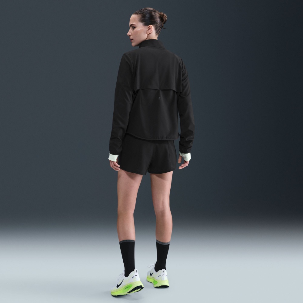 Шорты Nike W NK ONE SWSH HBR DF MR 3IN BR HV2616-010 р. S черный