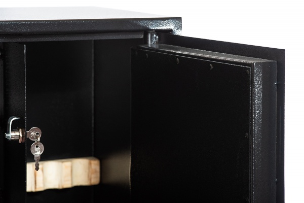 Сейф для зброї Metalzavod ШОЛ-1400 (3 рушниці + трейзер) 